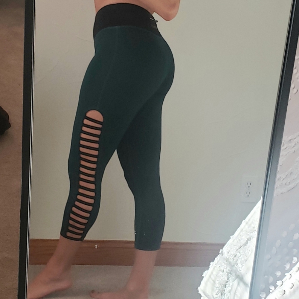 Capri Leggings